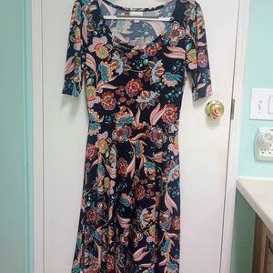 LuLaRoe "Nicole" Dress with Pockets